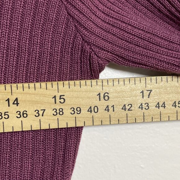 Wild Fable Women's Dark Mauve Long Sleeve V-Neck Crop Cardigan Sweater Sz Small - Picture 6 of 8